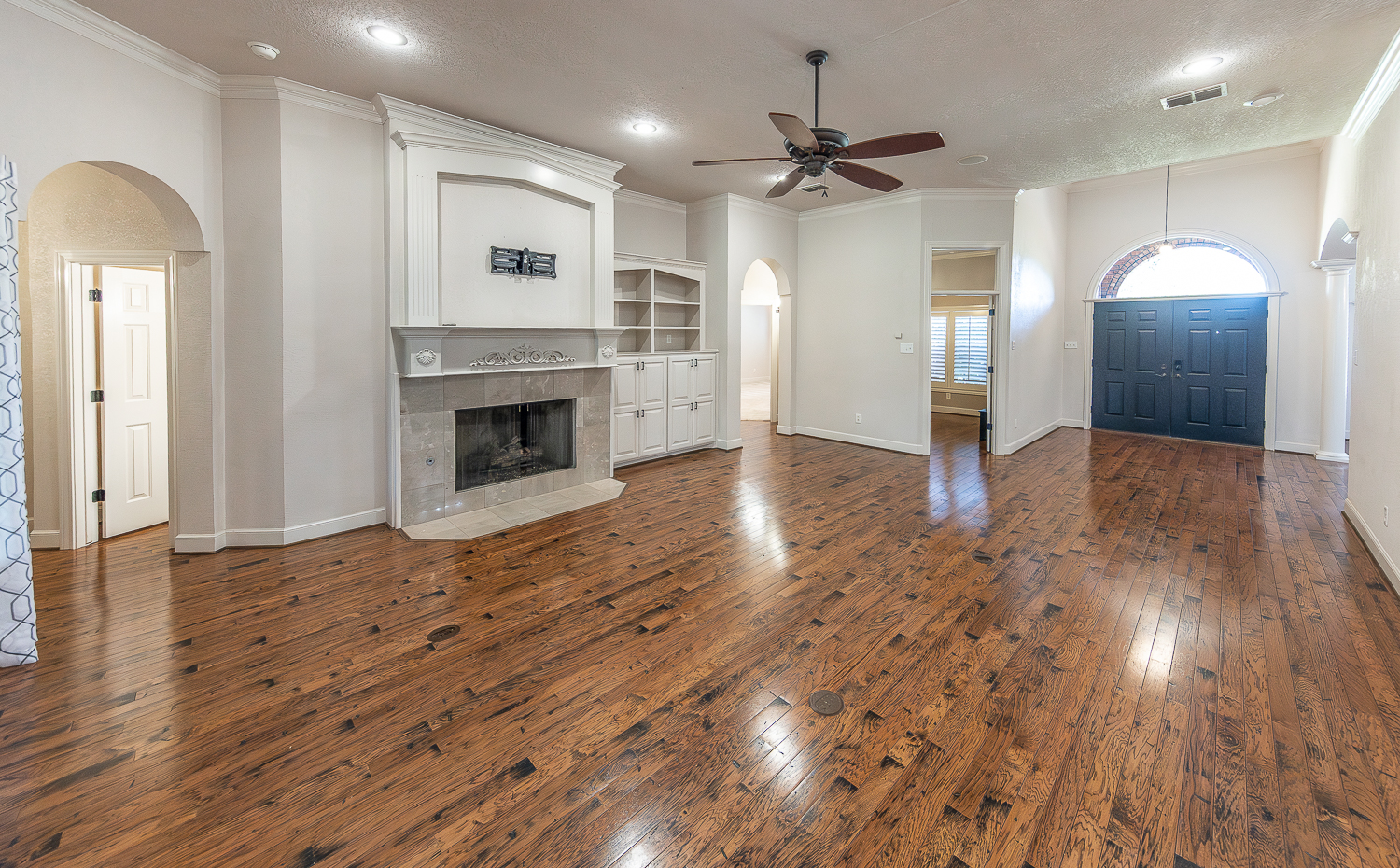 Lubbock, Texas, 79424, United States, 4 Bedrooms Bedrooms, ,5 BathroomsBathrooms,Residential,For Sale,1934203