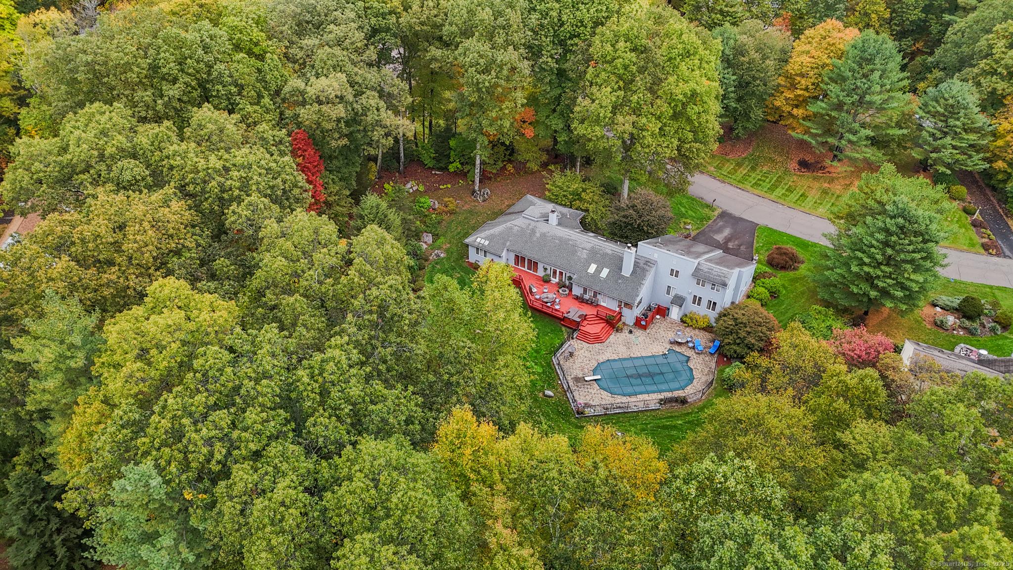 Avon, Connecticut, 06001, United States, 5 Bedrooms Bedrooms, ,6 BathroomsBathrooms,Residential,For Sale,1982009