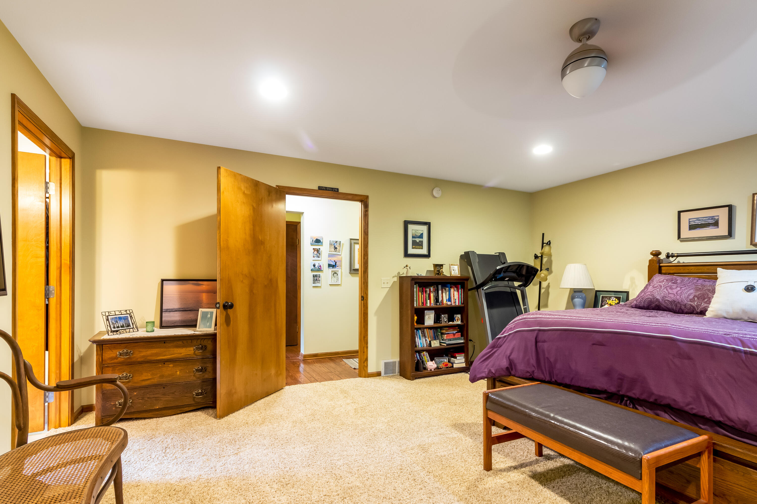 Fennville, Michigan, 49408, United States, 3 Bedrooms Bedrooms, ,3 BathroomsBathrooms,Residential,For Sale,1974475