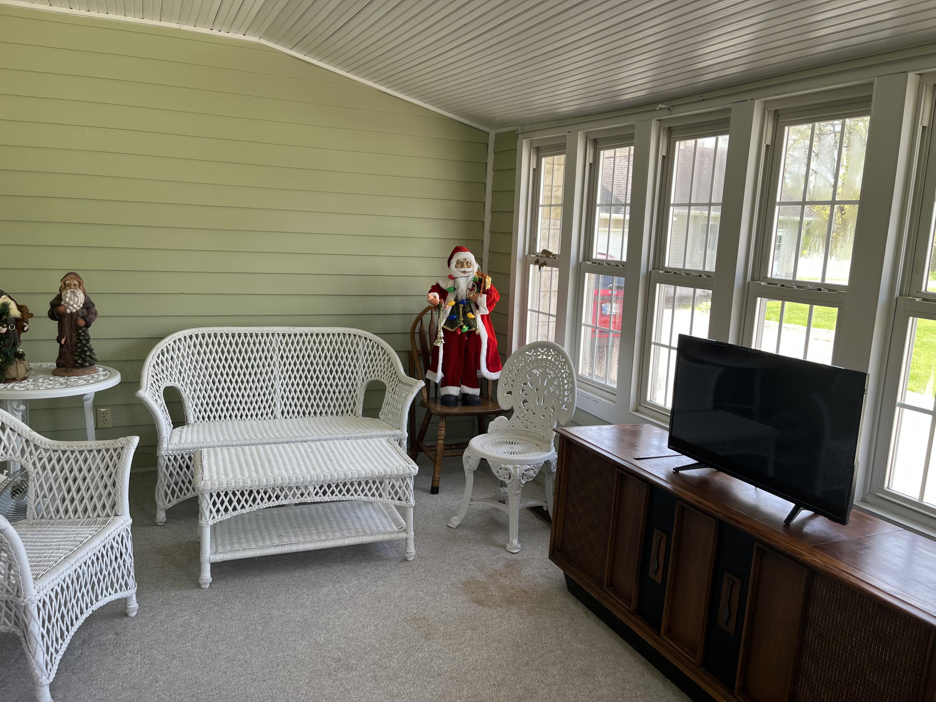 Crown Point, Indiana, 46307, United States, 3 Bedrooms Bedrooms, ,3 BathroomsBathrooms,Residential,For Sale,2040656