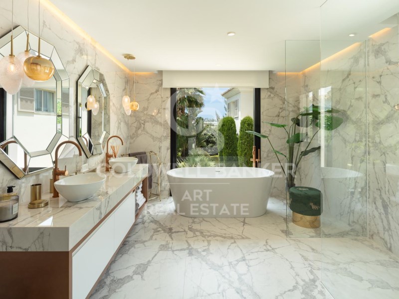 Marbella, Andalusia, ES, 6 Bedrooms Bedrooms, ,6 BathroomsBathrooms,Residential,For Sale,1939714