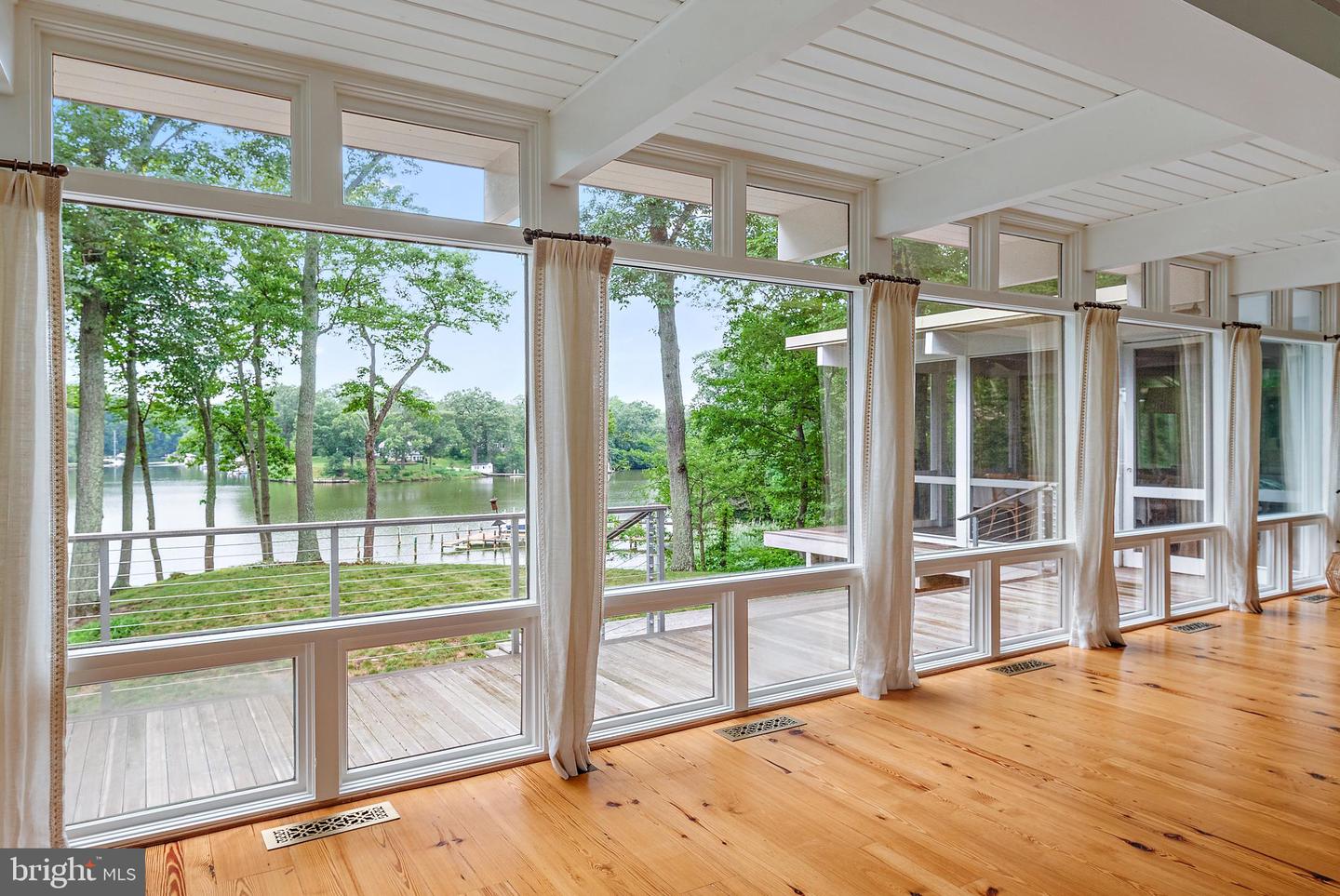 Annapolis, Maryland, 21403, United States, 5 Bedrooms Bedrooms, ,4 BathroomsBathrooms,Residential,For Sale,1895368