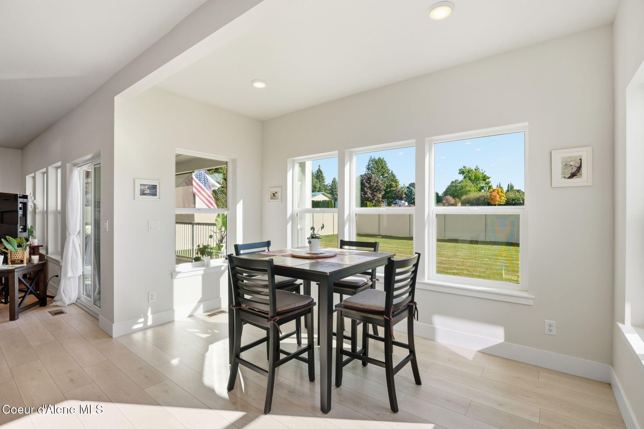 Hayden, Idaho, 83835, United States, 3 Bedrooms Bedrooms, ,3 BathroomsBathrooms,Residential,For Sale,1980507