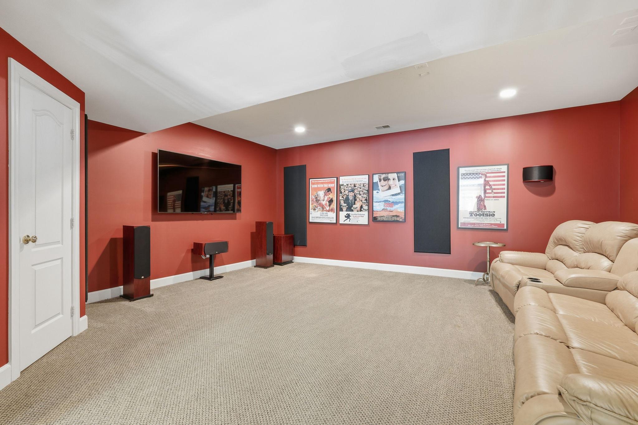  7818 Crownhurst Court, Mclean, VA, 22102 - 物件實景