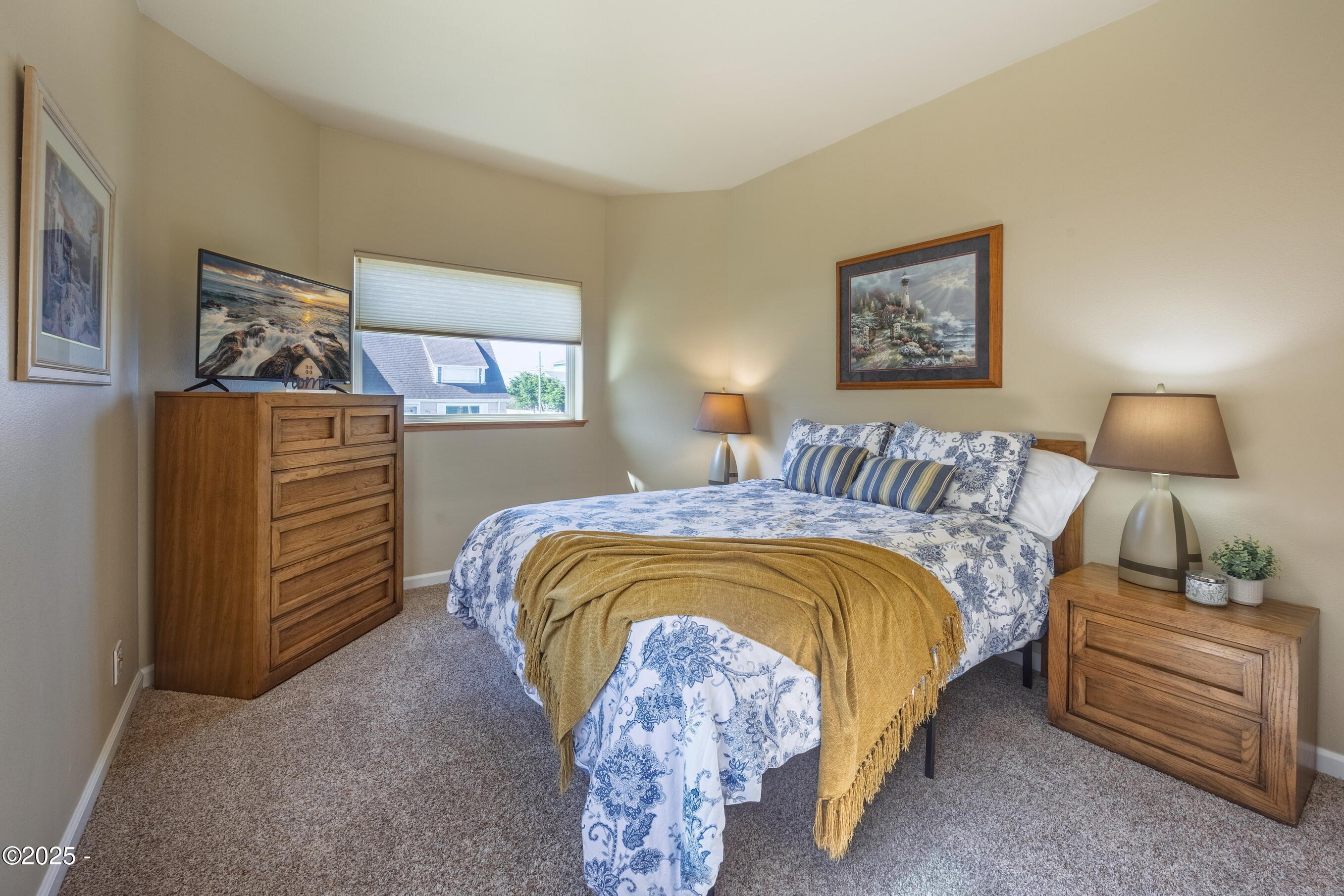 Lincoln City, Oregon, 97367, United States, 4 Bedrooms Bedrooms, ,Residential,For Sale,1793878