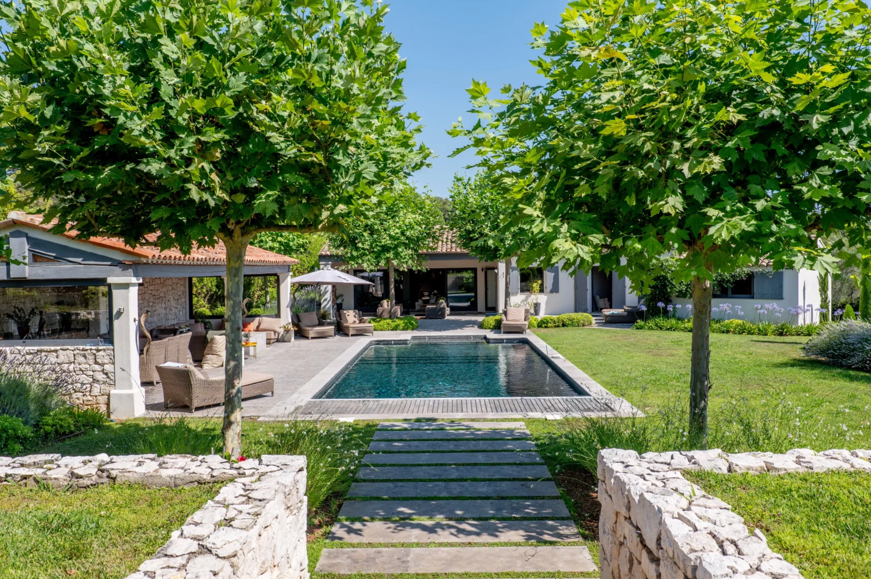  Mougins near Cannes, villa with pool, guest house and cinema room - 物件實景