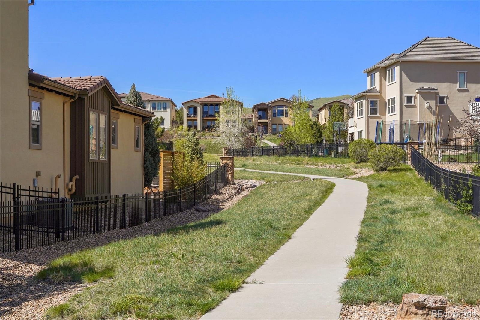 Lakewood, Colorado, 80228, United States, 4 Bedrooms Bedrooms, ,3 BathroomsBathrooms,Residential,For Sale,1791587