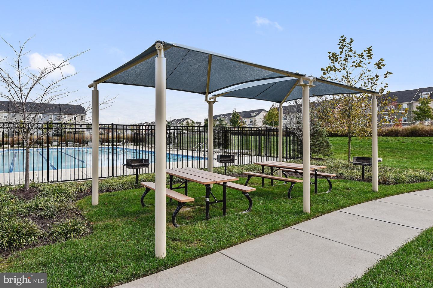 Glen Burnie, Maryland, 21060, United States, 3 Bedrooms Bedrooms, ,3 BathroomsBathrooms,Residential,For Sale,1918197