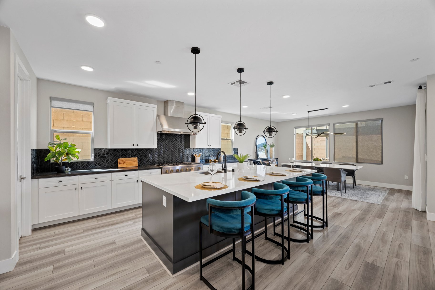  Upgraded Summerlin West Gated Home with Strip & Mountain Views - 物件實景