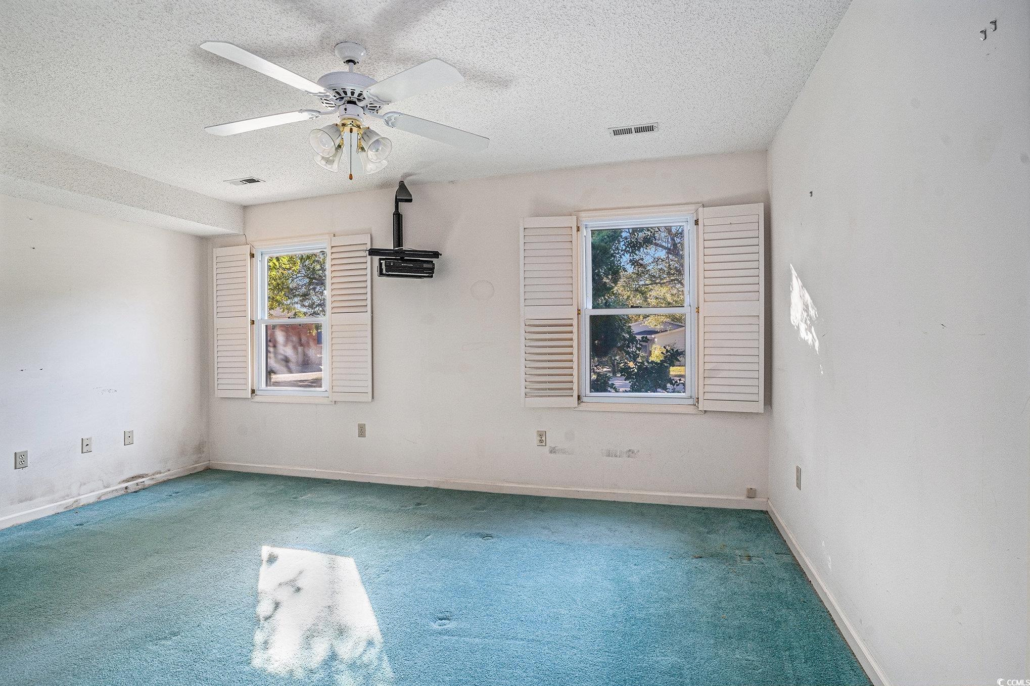 North Myrtle Beach, South Carolina, 29582, United States, 4 Bedrooms Bedrooms, ,3 BathroomsBathrooms,Residential,For Sale,1990764