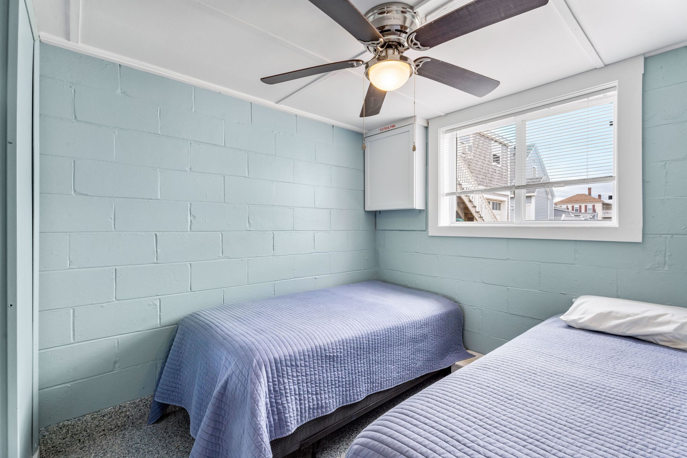  27 Concord Avenue, Hampton, NH, 03842 - 物件實景