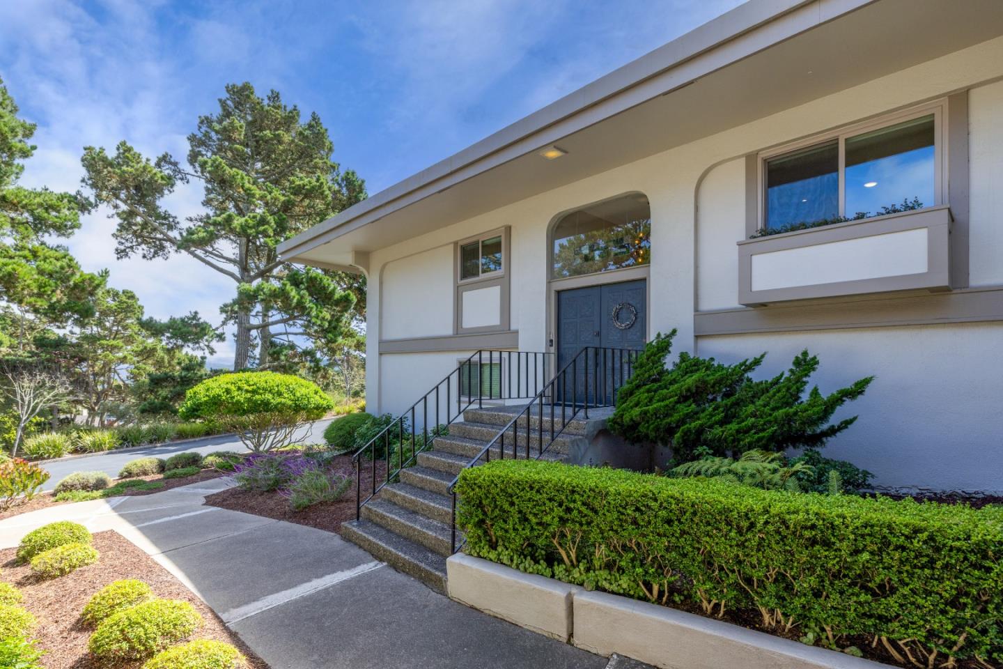 Monterey, California, 93940, United States, 3 Bedrooms Bedrooms, ,3 BathroomsBathrooms,Residential,For Sale,1947975