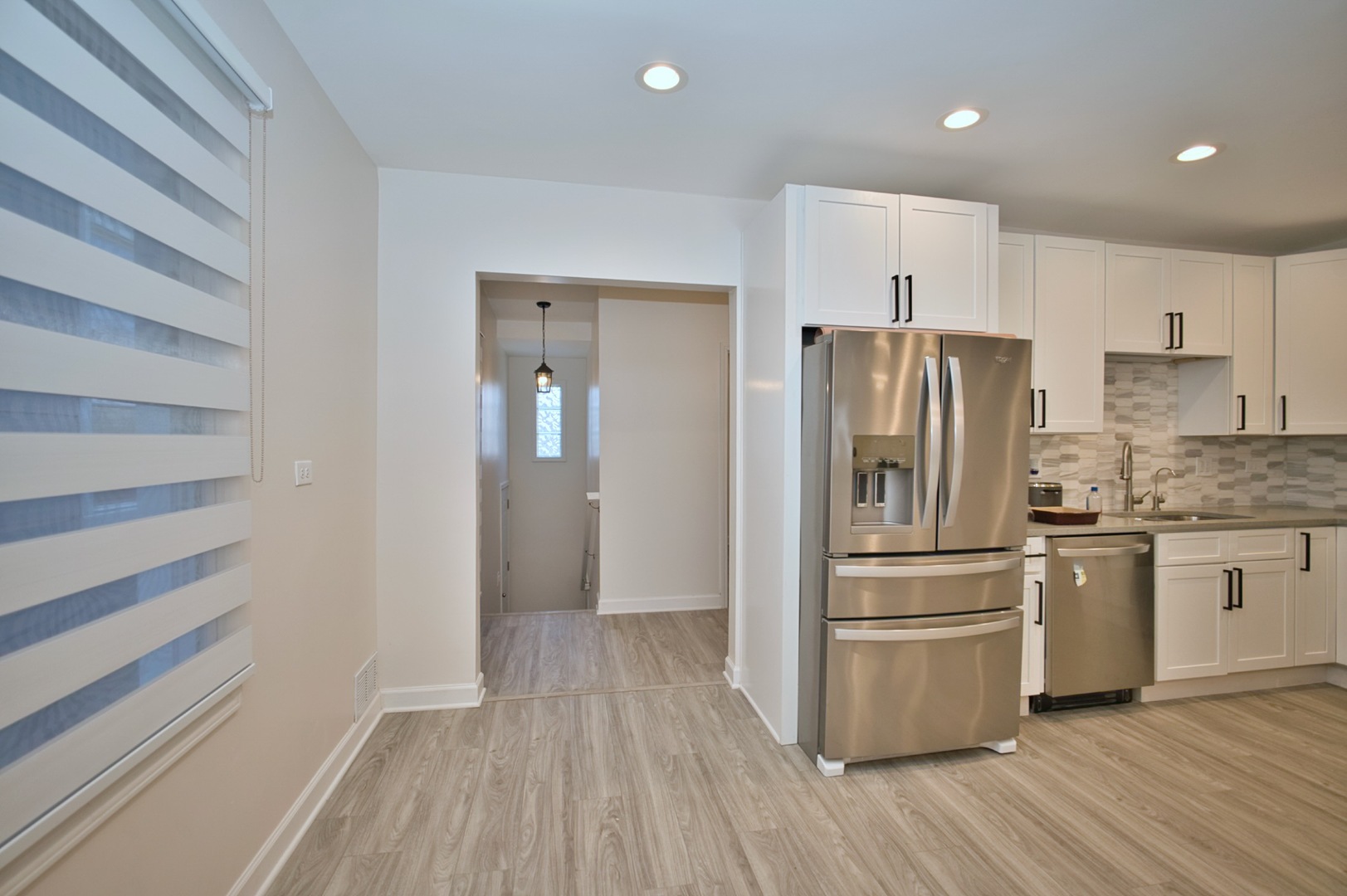 Chicago, Illinois, 60630, United States, 4 Bedrooms Bedrooms, ,2 BathroomsBathrooms,Residential,For Sale,2007552