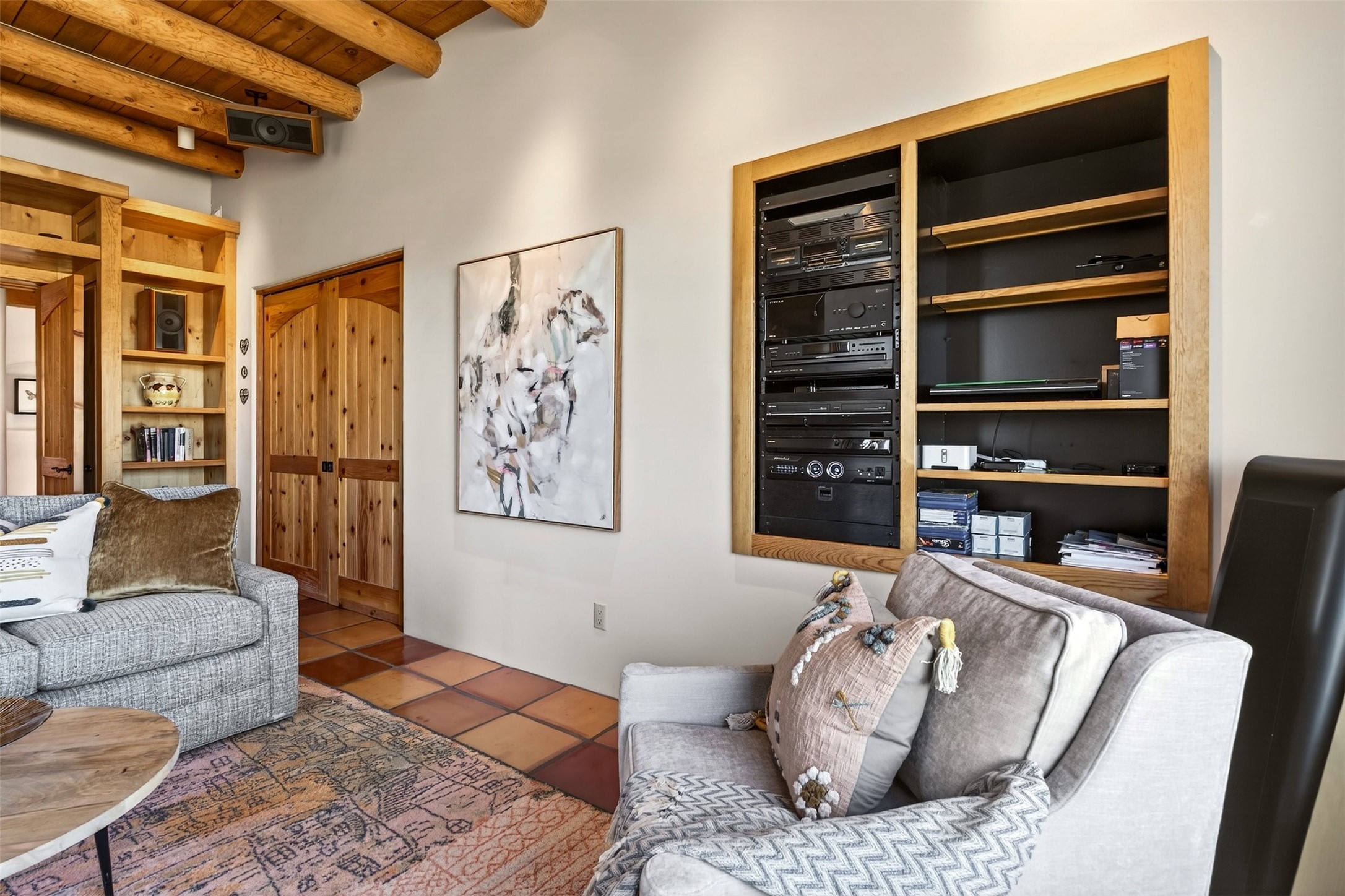  8 Ridgetop Circle - 物件實景