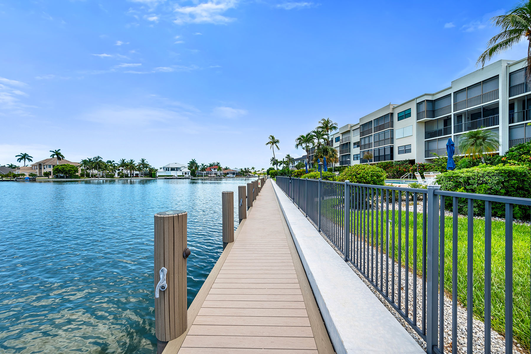  MARCO ISLAND - BAYSIDE CLUB - 物件實景