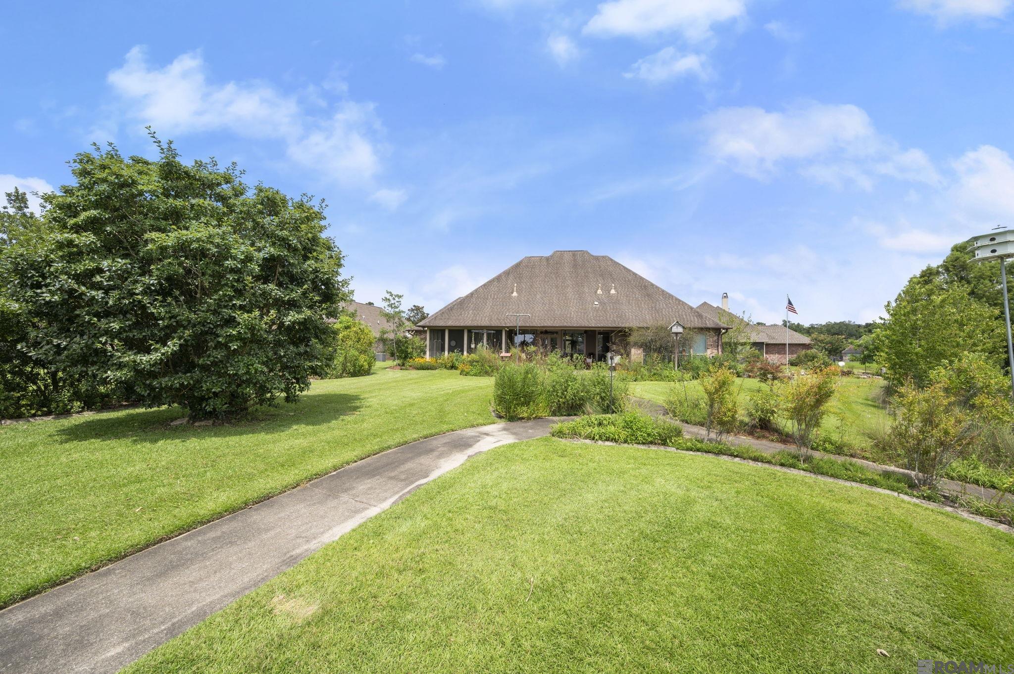 Central, Louisiana, 70739, United States, 4 Bedrooms Bedrooms, ,3 BathroomsBathrooms,Residential,For Sale,1900635