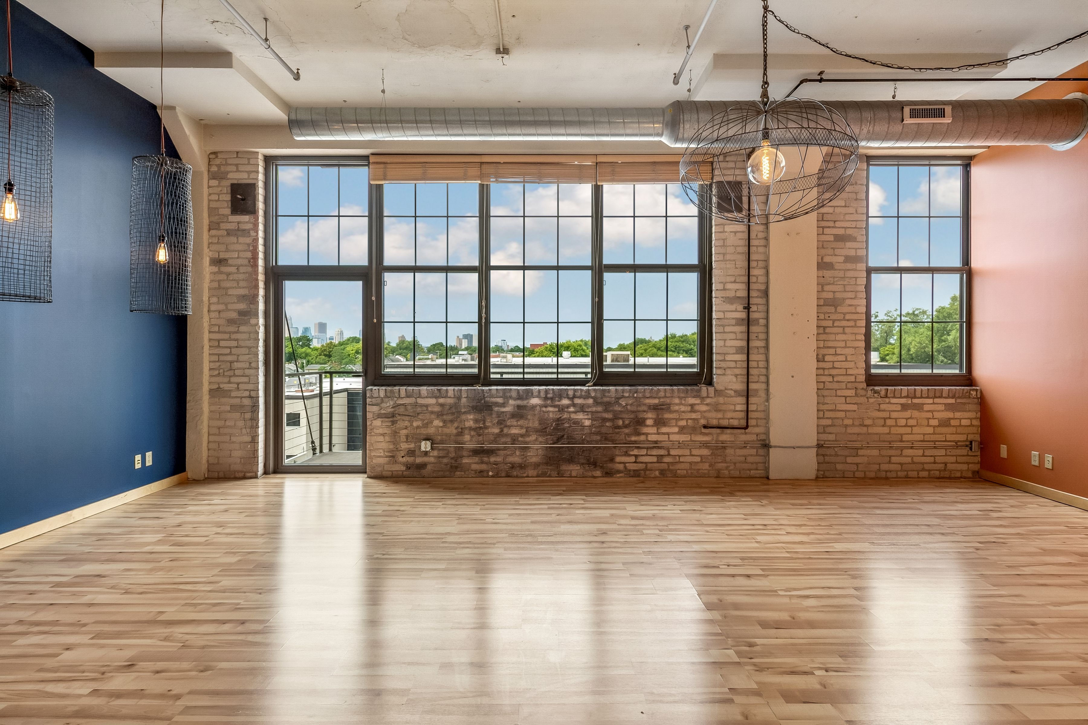  Artful Loft with Stunning Skyline Views - 物件實景