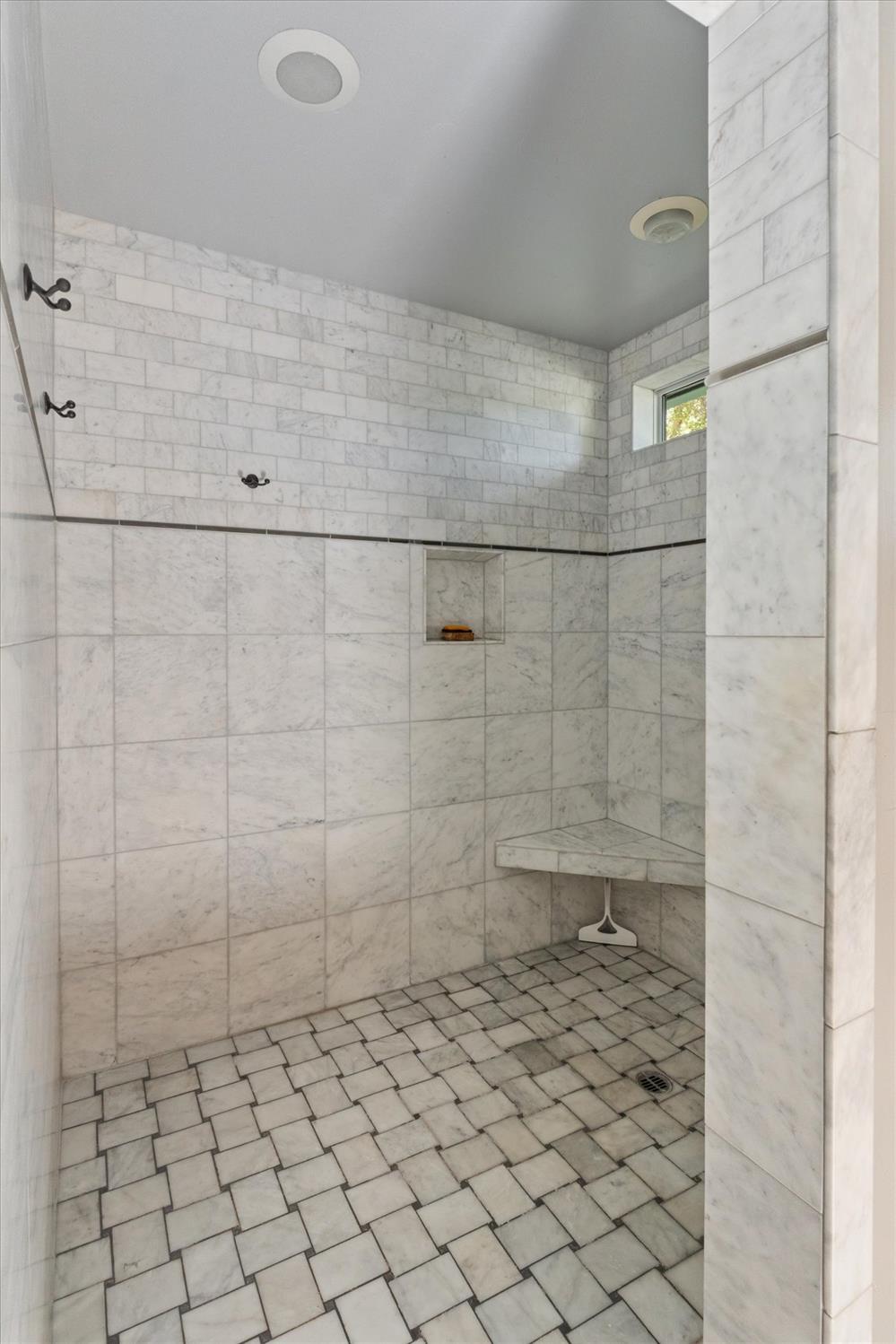 Murphys, California, 95247, United States, 3 Bedrooms Bedrooms, ,4 BathroomsBathrooms,Residential,For Sale,2030734