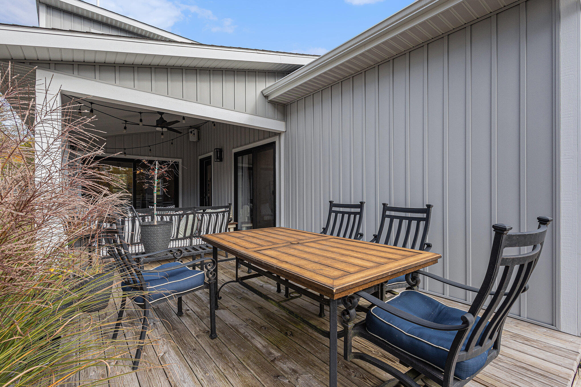 Douglas, Michigan, 49406, United States, 3 Bedrooms Bedrooms, ,3 BathroomsBathrooms,Residential,For Sale,1979342