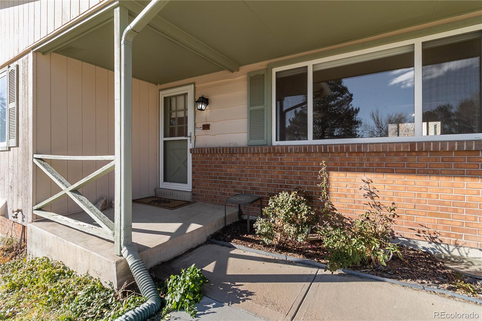 Castle Rock, Colorado, 80104, United States, 4 Bedrooms Bedrooms, ,Residential,For Sale,2005157