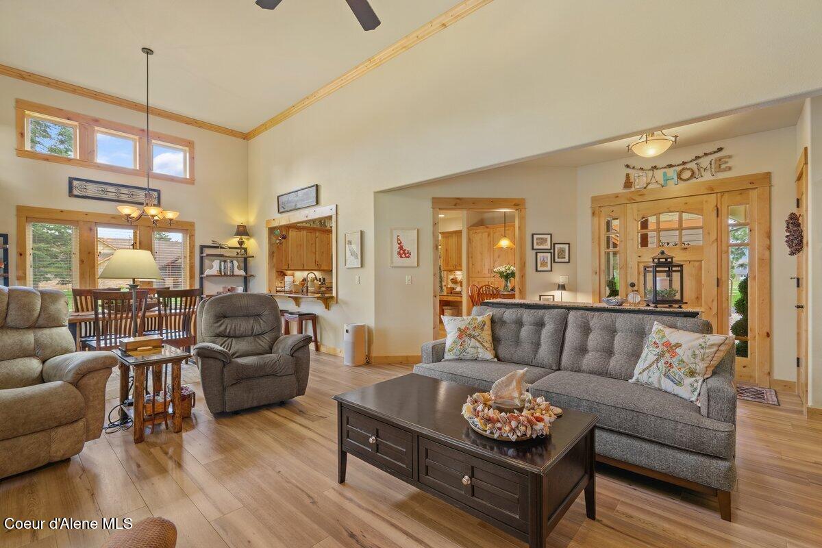 Blanchard, Idaho, 83804, United States, 2 Bedrooms Bedrooms, ,4 BathroomsBathrooms,Residential,For Sale,2040699