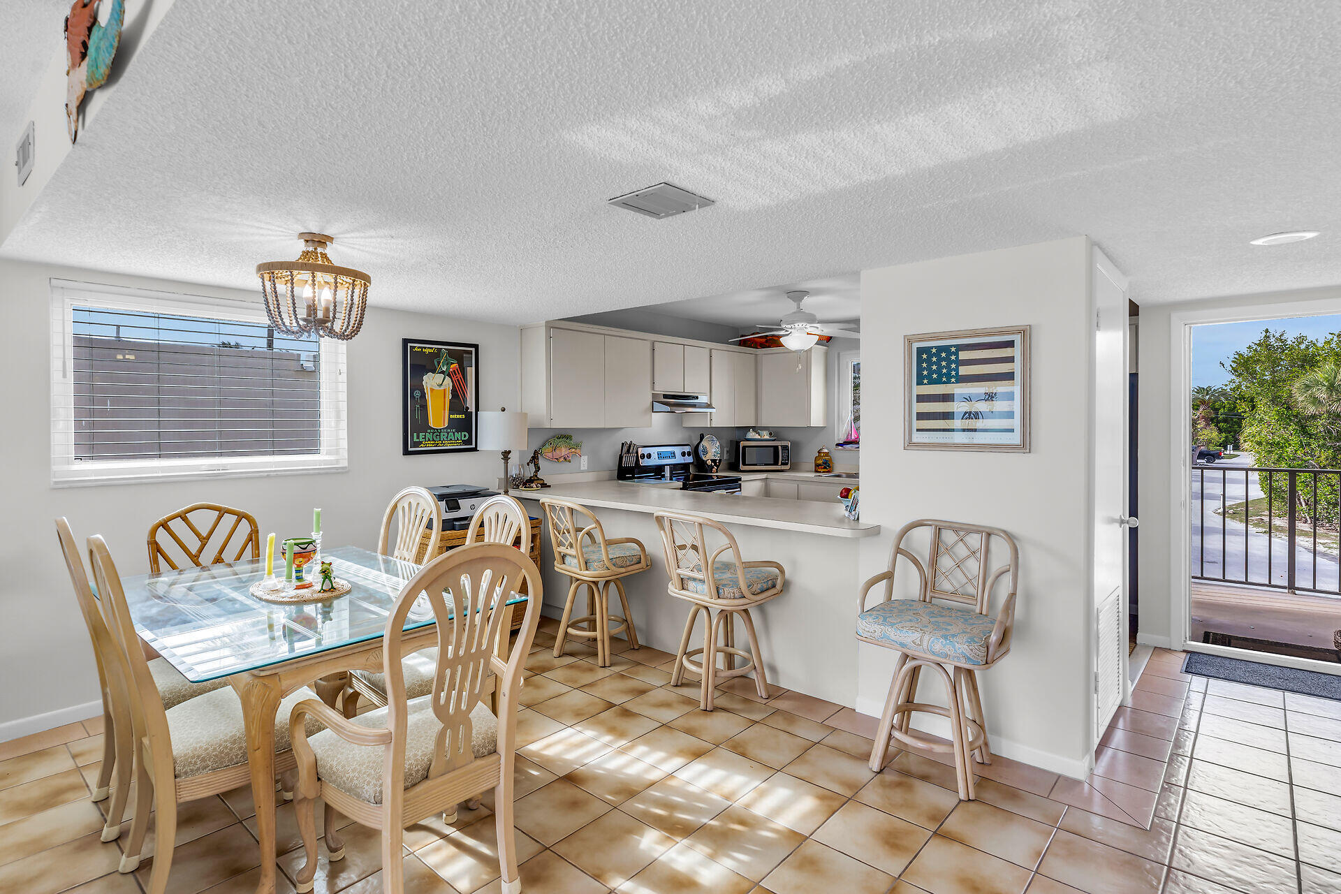 MARATHON, Florida, 33050, United States, 2 Bedrooms Bedrooms, ,2 BathroomsBathrooms,Residential,For Sale,1690703