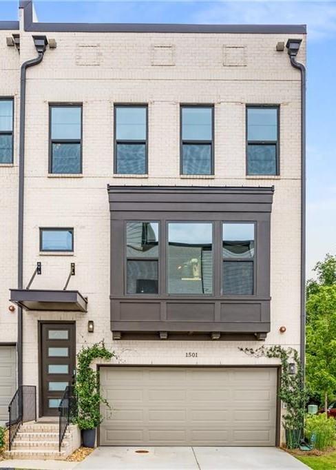 Atlanta, Georgia, 30318, United States, 3 Bedrooms Bedrooms, ,4 BathroomsBathrooms,Residential,For Sale,1911947
