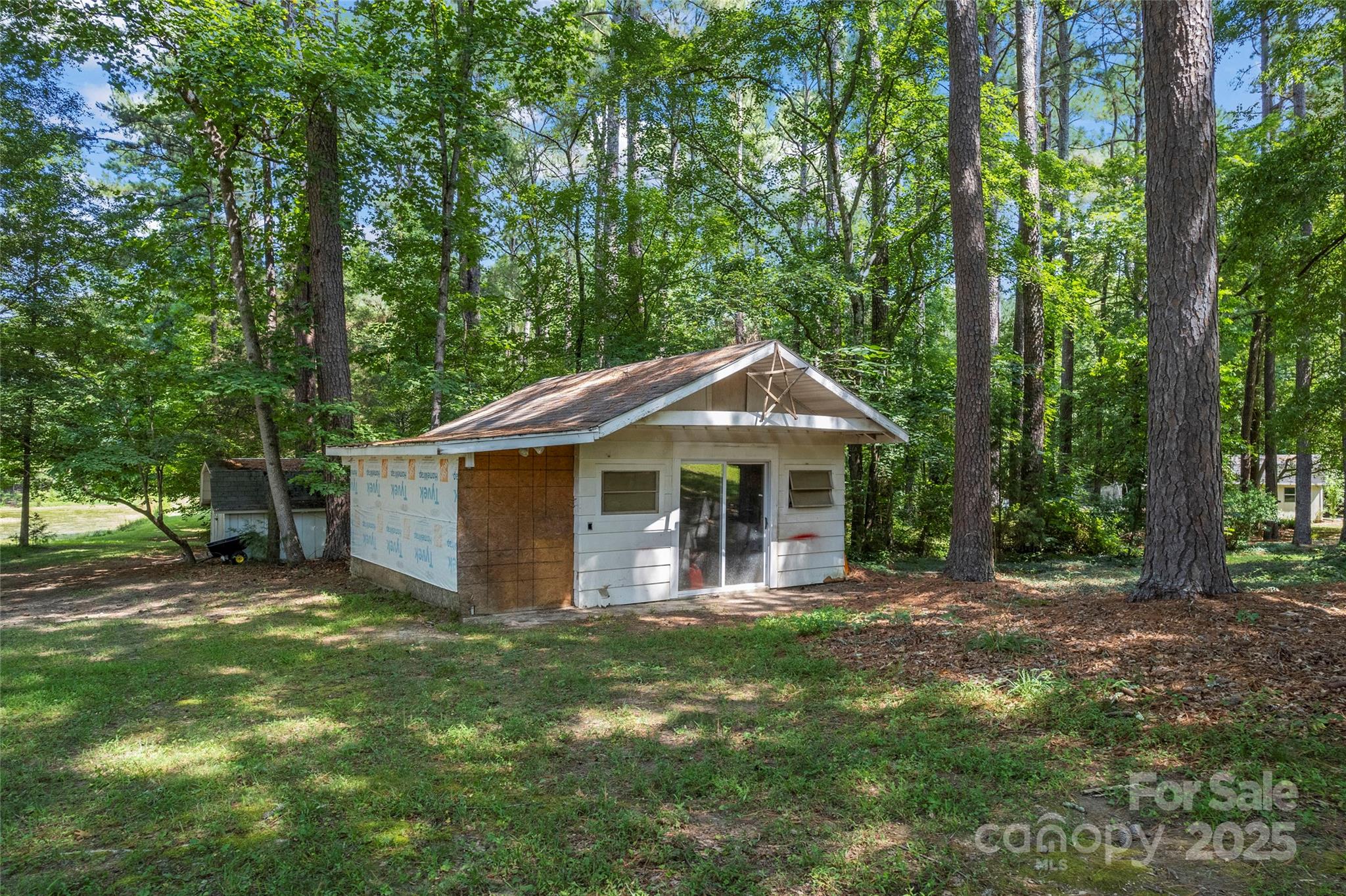 Midland, North Carolina, 28107, United States, 3 Bedrooms Bedrooms, ,2 BathroomsBathrooms,Residential,For Sale,1898113