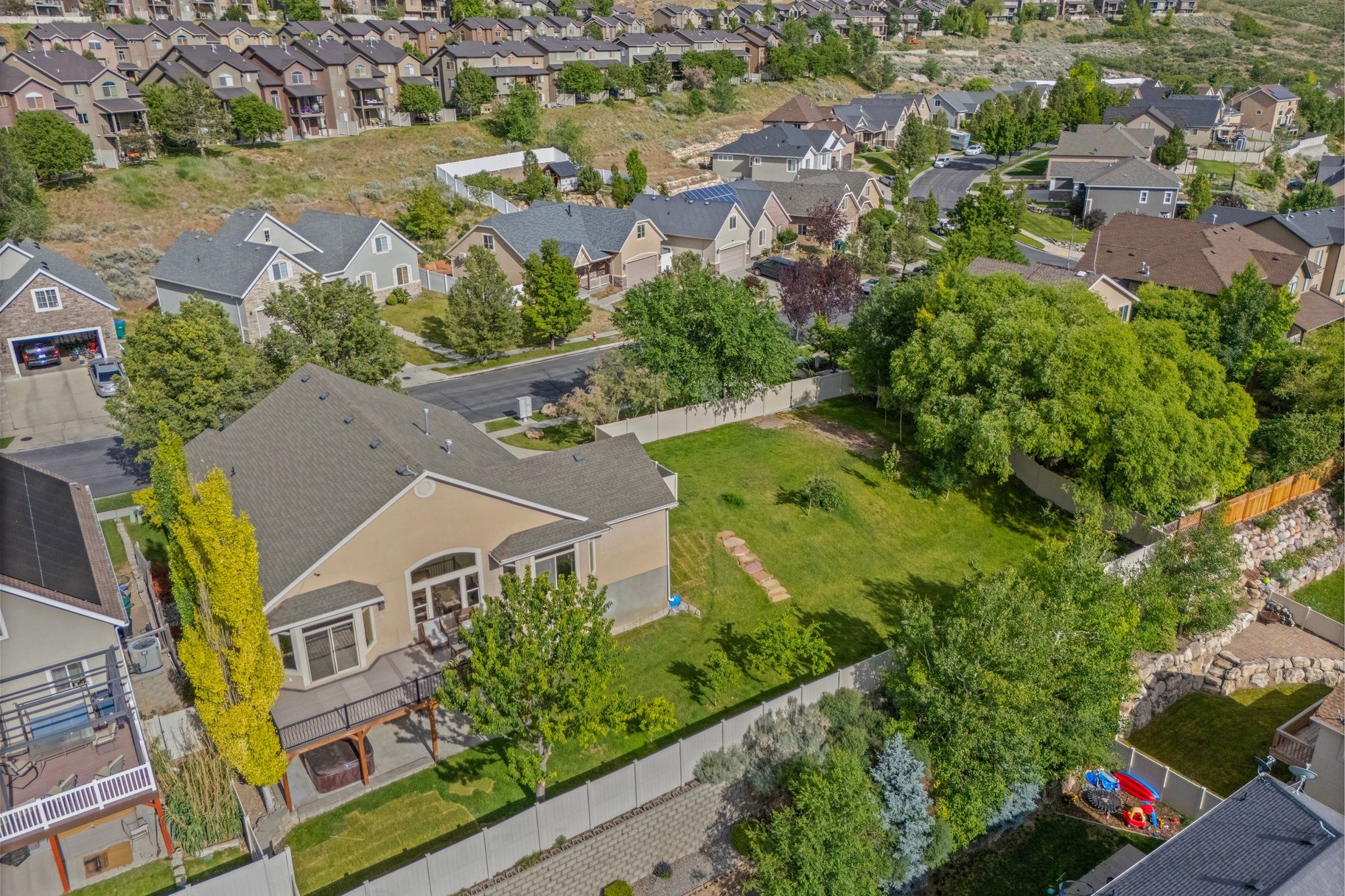  Incredible Cedar Hills Lot with Panoramic Utah Valley and Utah Lake Views - 物件實景