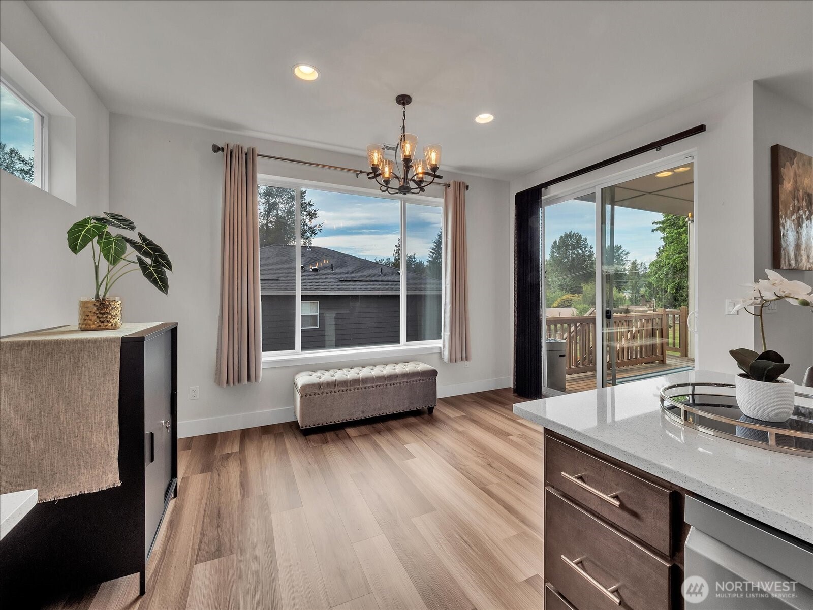 Lake Stevens, Washington, 98258, United States, 4 Bedrooms Bedrooms, ,4 BathroomsBathrooms,Residential,For Sale,1883070