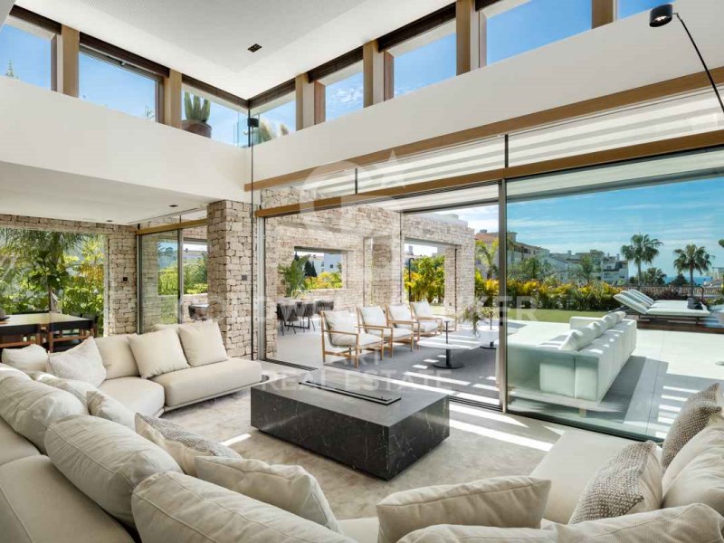 Marbella, Andalusia, ES, 5 Bedrooms Bedrooms, ,5 BathroomsBathrooms,Residential,For Sale,1766354