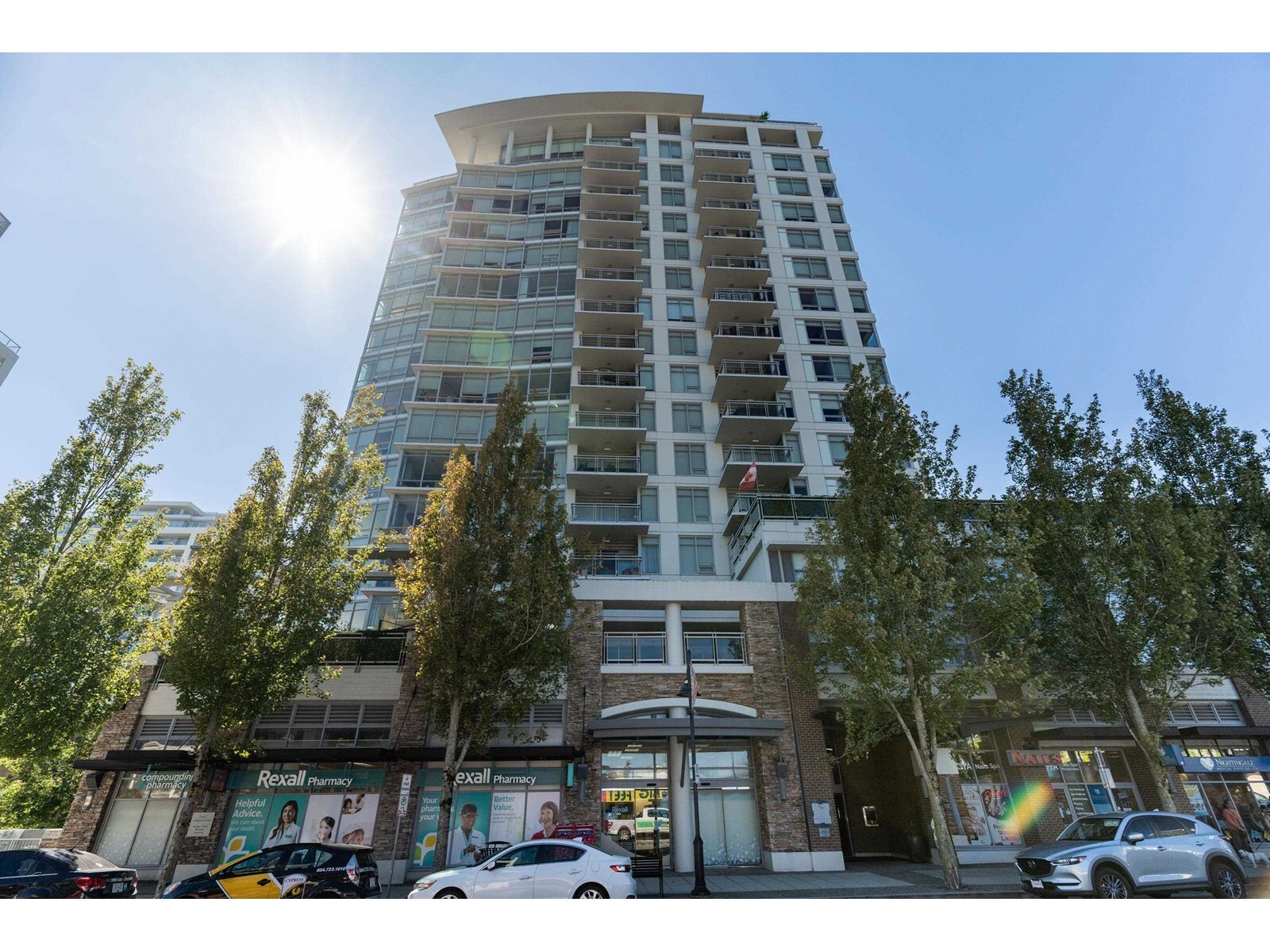 WHITE ROCK, British Columbia, V4B 0A2, CA, 2 Bedrooms Bedrooms, ,2 BathroomsBathrooms,Residential,For Sale,1947534