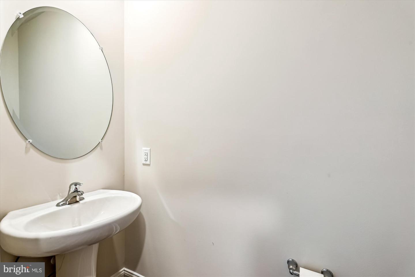 Lewes, Delaware, 19958, United States, 5 Bedrooms Bedrooms, ,4 BathroomsBathrooms,Residential,For Sale,1885507