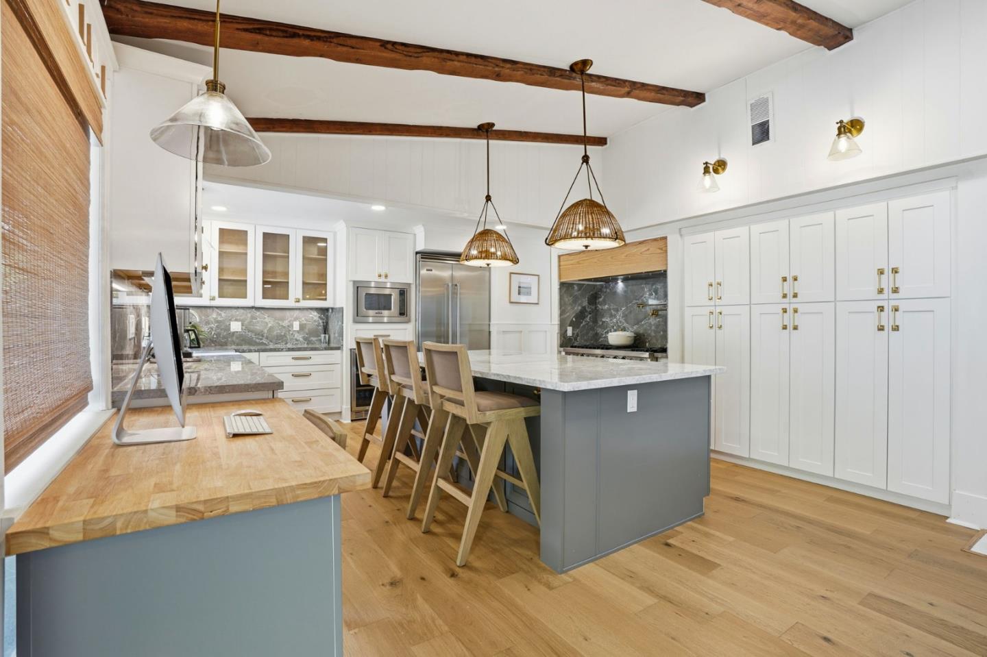 Walnut Creek, California, 94596, United States, 3 Bedrooms Bedrooms, ,4 BathroomsBathrooms,Residential,For Sale,1987935