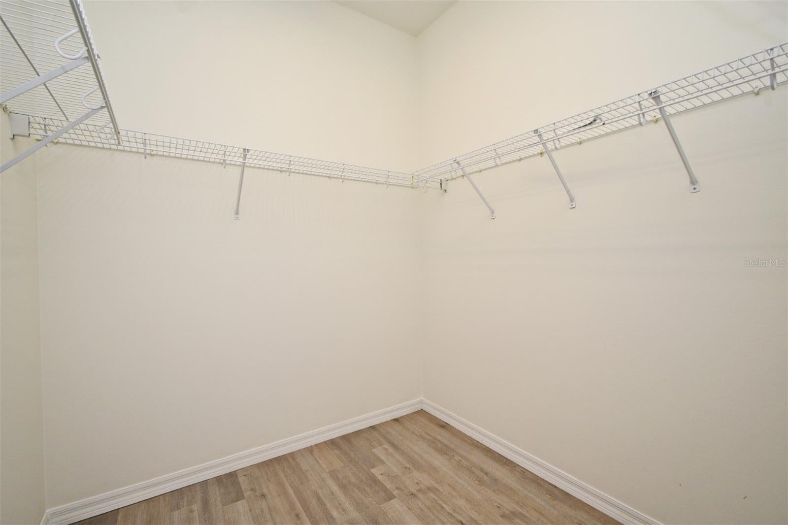 ORLANDO, Florida, 32836, United States, 4 Bedrooms Bedrooms, ,2 BathroomsBathrooms,Residential,For Sale,1922100