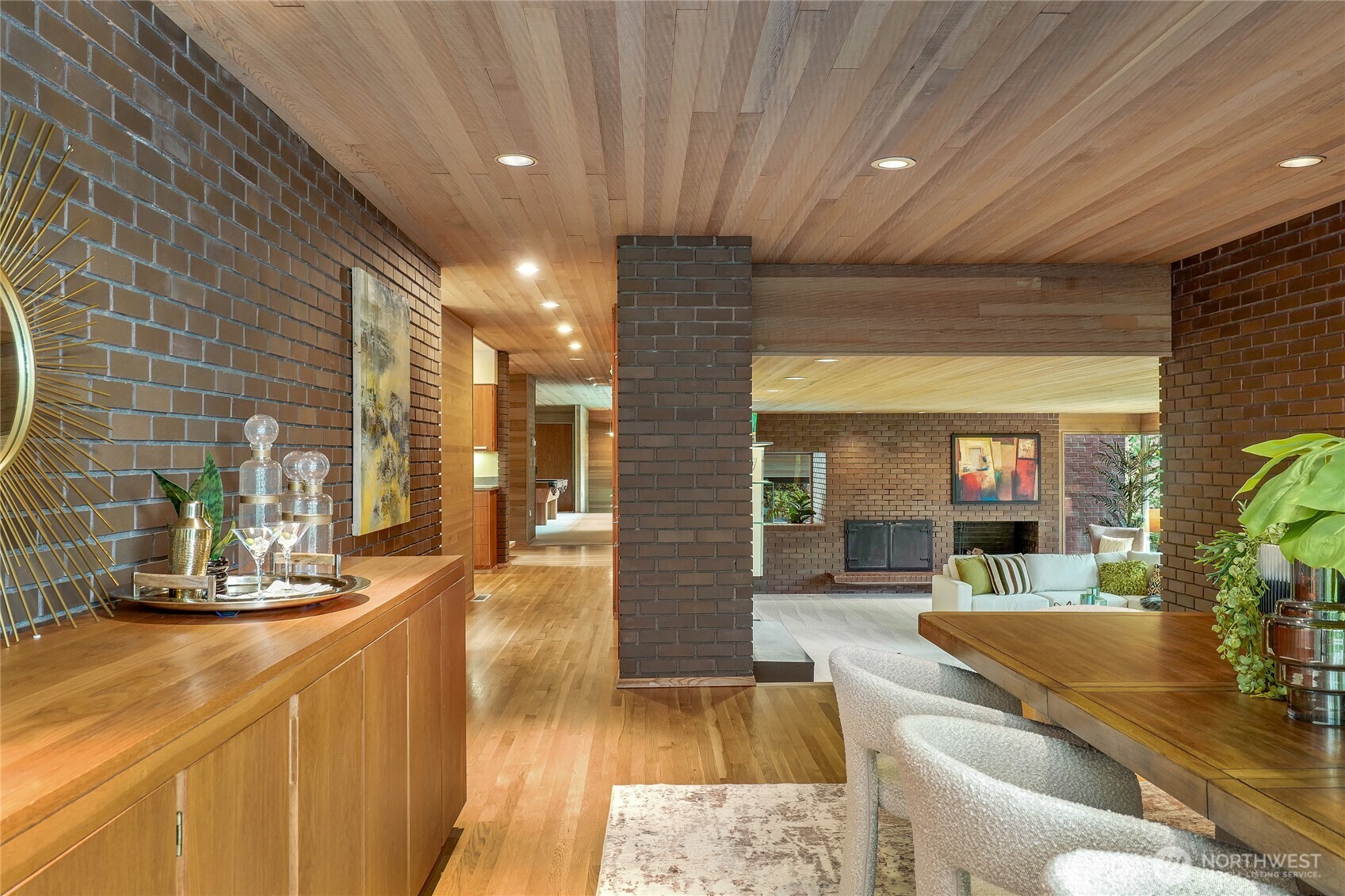 Renton, Washington, 98059, United States, 5 Bedrooms Bedrooms, ,4 BathroomsBathrooms,Residential,For Sale,1925920