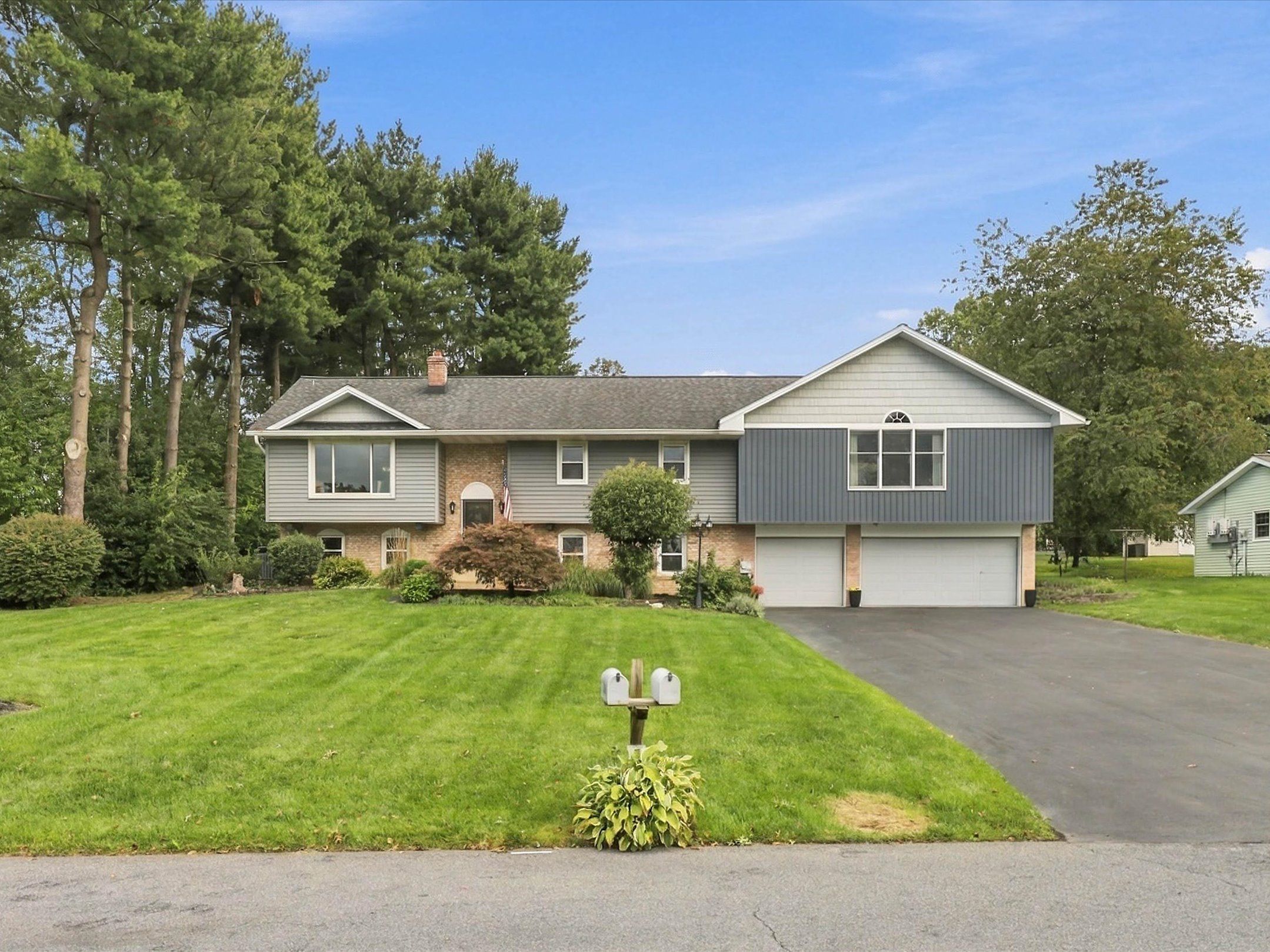  207 Weaver Dr, Lititz, PA 17543 - 物件實景