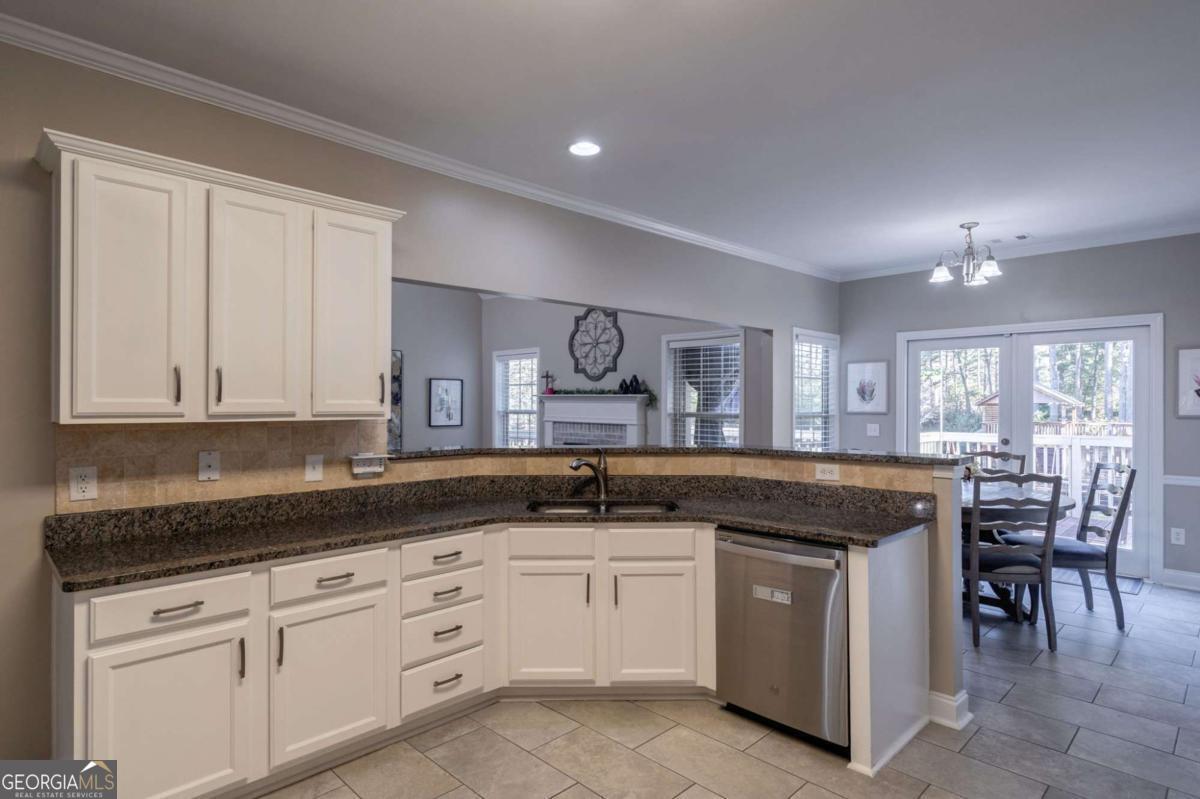 Monroe, Georgia, 30656, United States, 4 Bedrooms Bedrooms, ,3 BathroomsBathrooms,Residential,For Sale,1969541