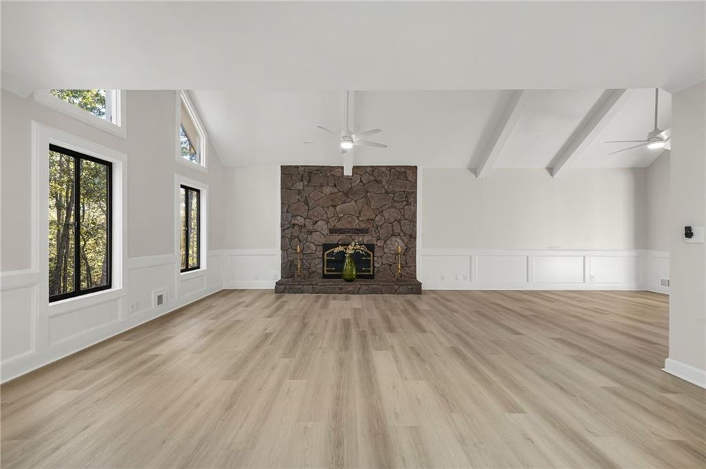 Snellville, Georgia, 30039, United States, 5 Bedrooms Bedrooms, ,4 BathroomsBathrooms,Residential,For Sale,1993862