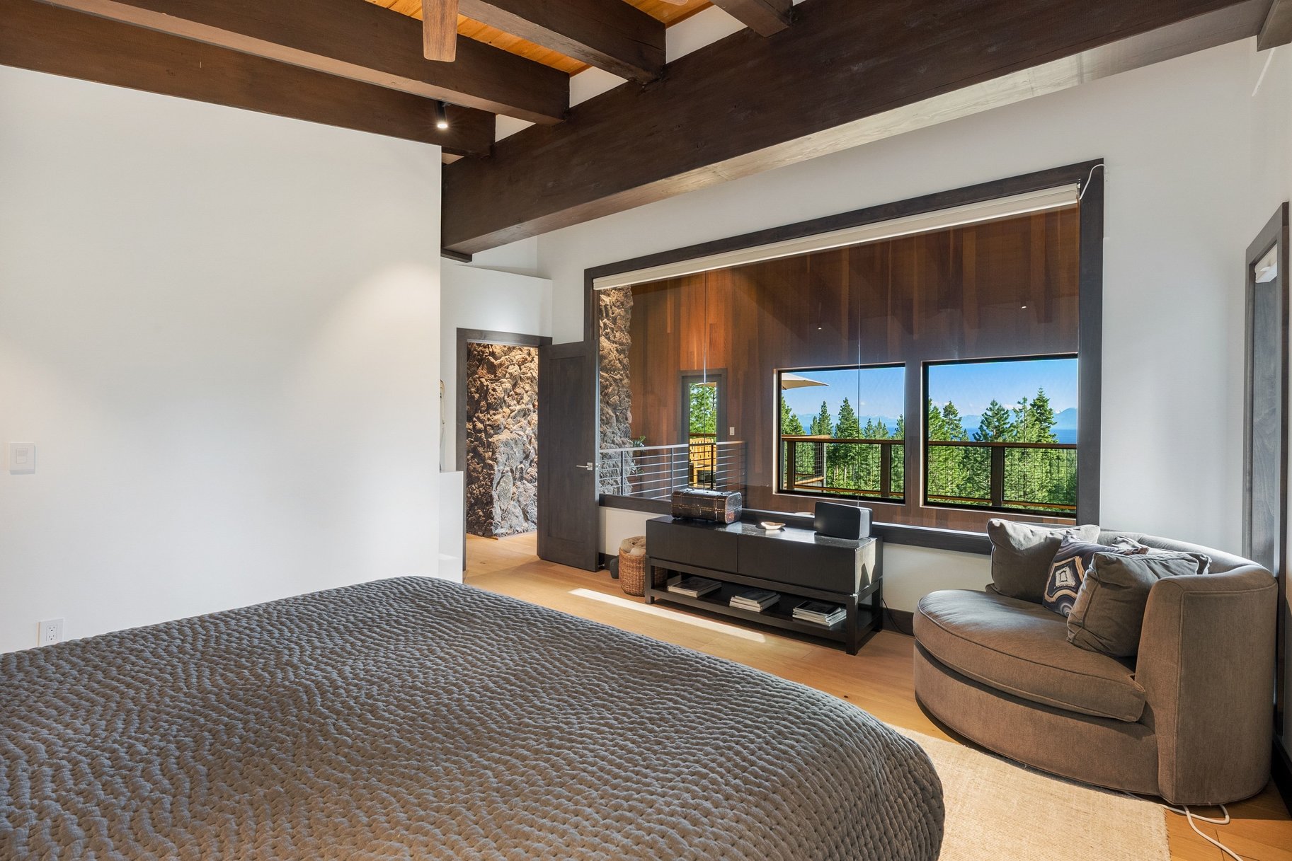  Privacy, Nature & Legacy  A Rare Tahoe Estate - 物件實景