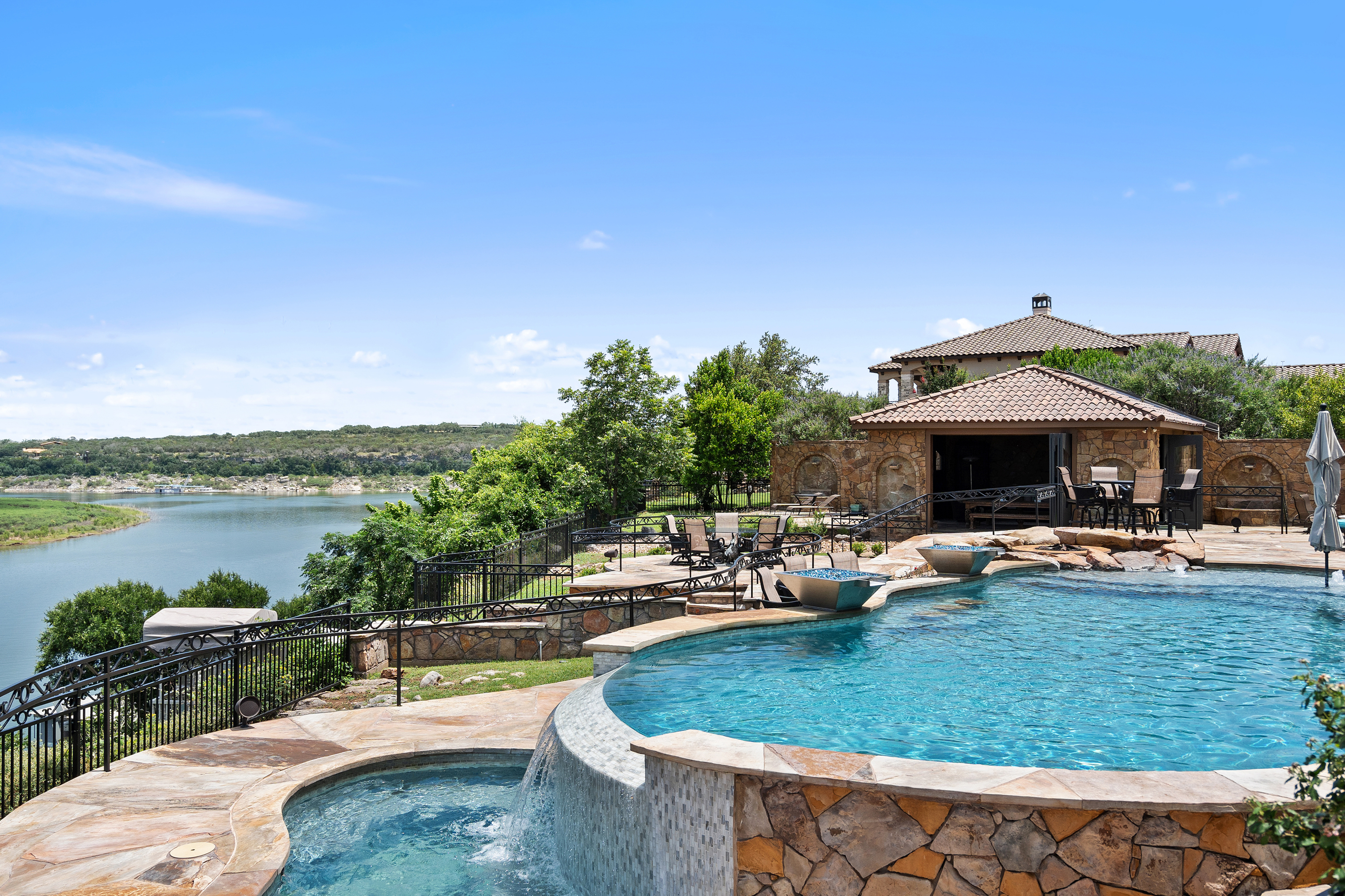  Lake Travis Estate - 物件實景