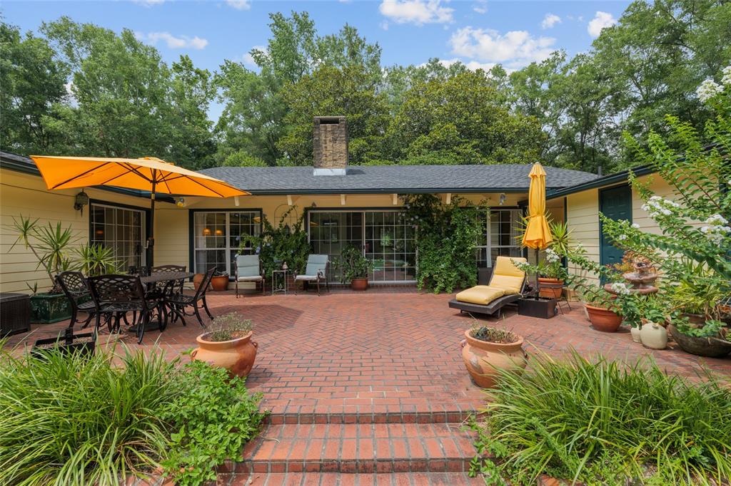 Newberry, Florida, 32669, United States, 3 Bedrooms Bedrooms, ,2 BathroomsBathrooms,Residential,For Sale,1847426