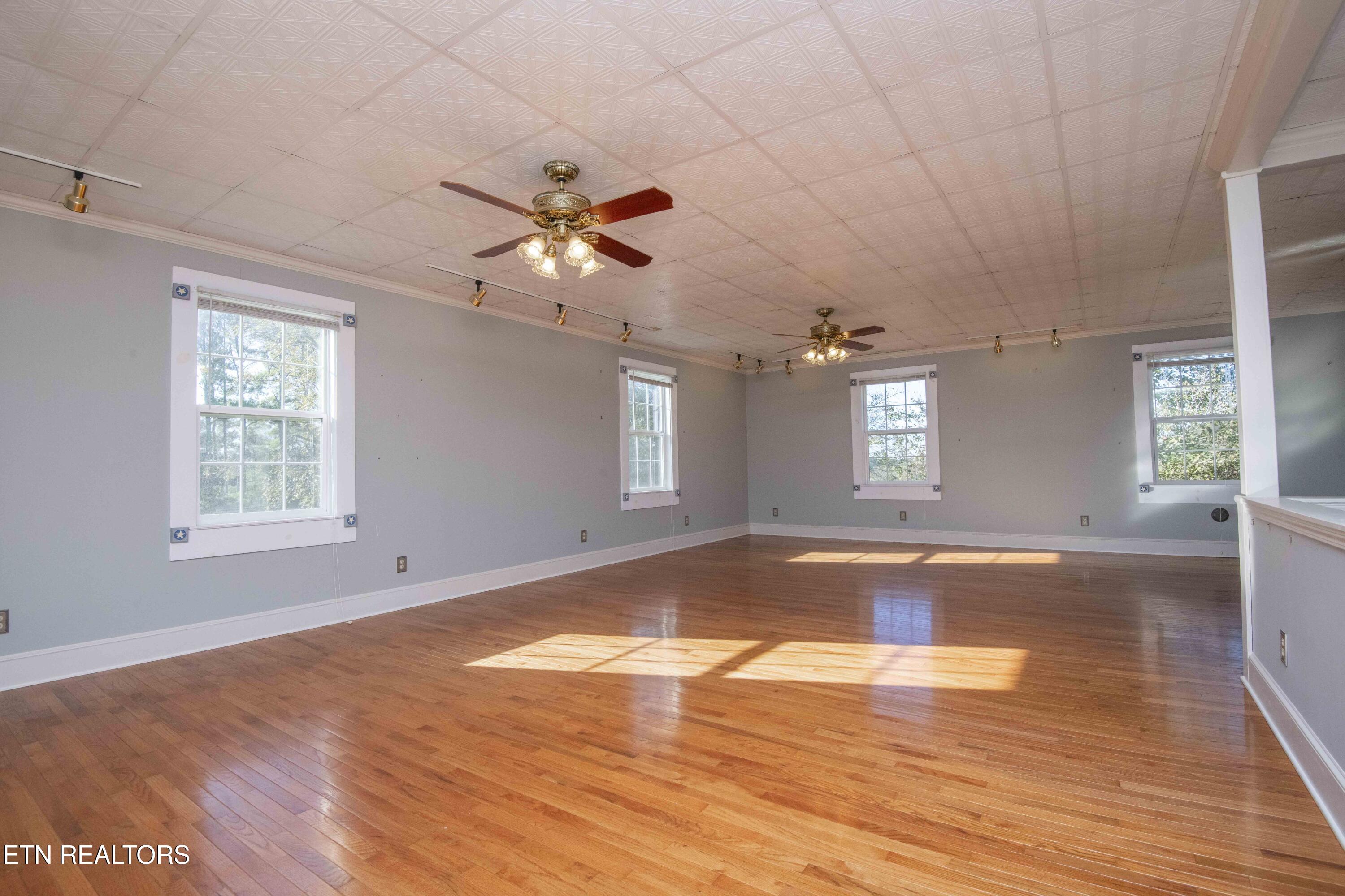 Rockford, Tennessee, 37853, United States, 3 Bedrooms Bedrooms, ,3 BathroomsBathrooms,Residential,For Sale,1984254