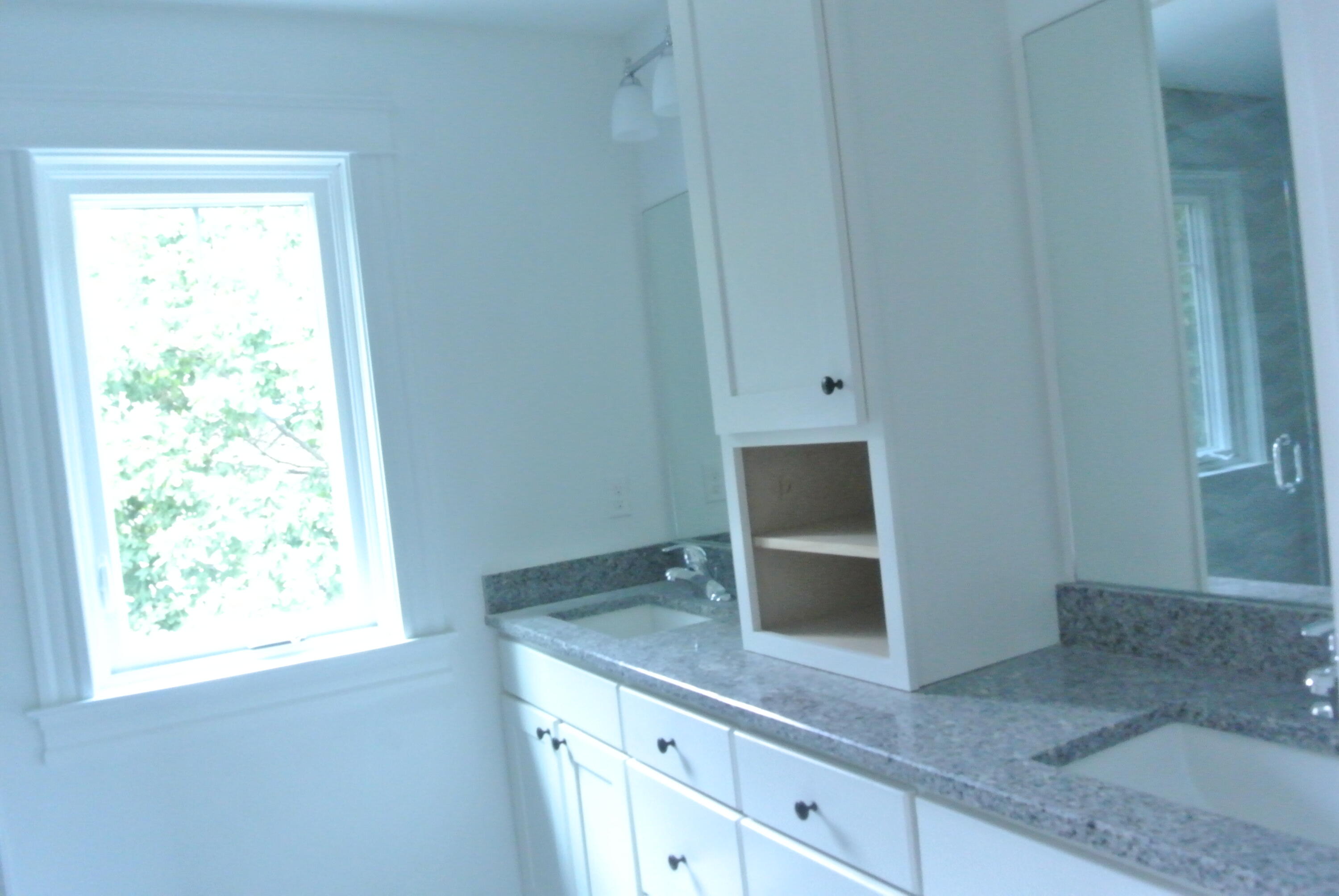 South Portland, Maine, 04106, United States, 3 Bedrooms Bedrooms, ,4 BathroomsBathrooms,Residential,For Sale,1966716