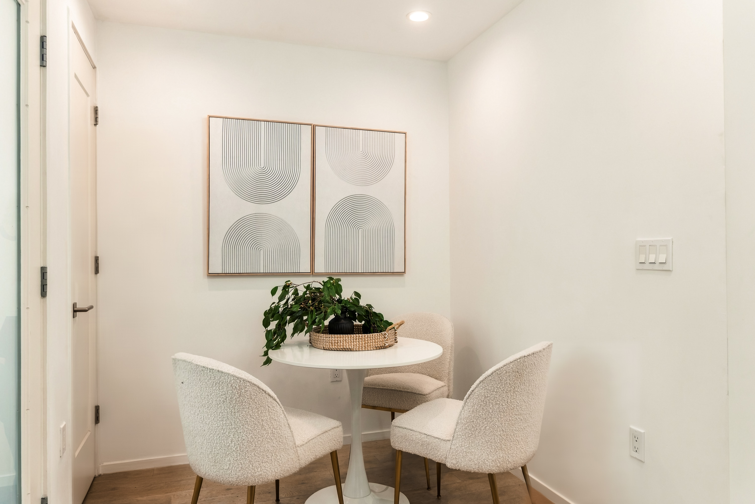  5411 West Wilshire Vista Lane, Los Angeles, CA 90019 - 物件實景