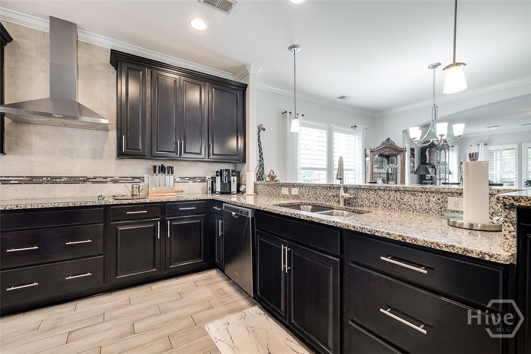Savannah, Georgia, 31407, United States, 5 Bedrooms Bedrooms, ,4 BathroomsBathrooms,Residential,For Sale,1912265
