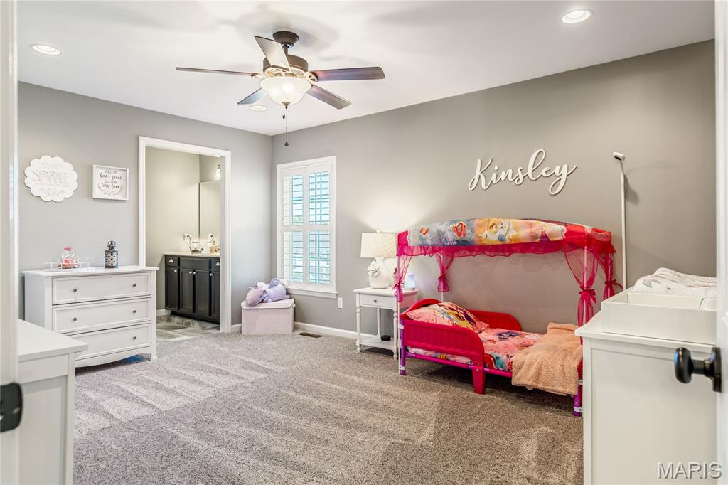 Lake St Louis, Missouri, 63367, United States, 4 Bedrooms Bedrooms, ,4 BathroomsBathrooms,Residential,For Sale,1987646