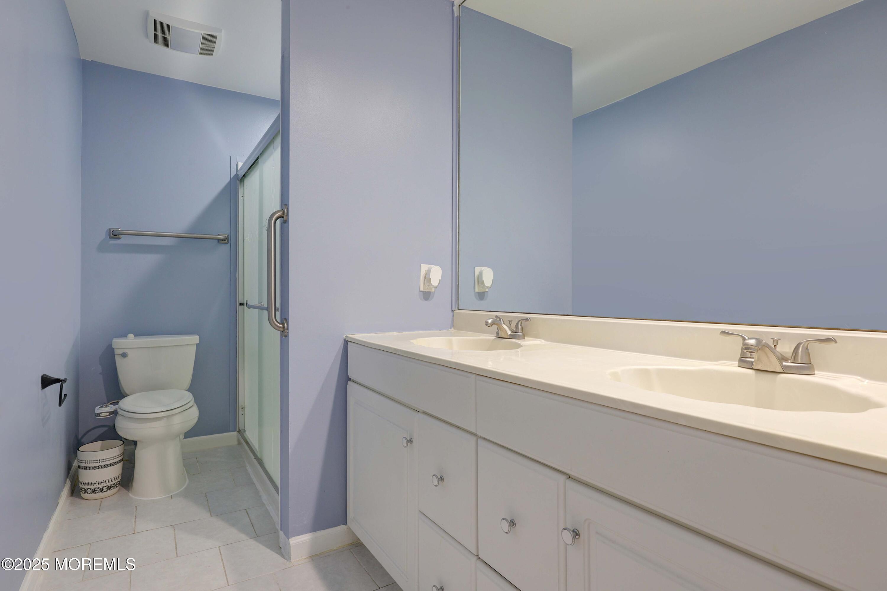 Oakhurst, New Jersey, 07755, United States, 3 Bedrooms Bedrooms, ,2 BathroomsBathrooms,Residential,For Sale,1754525