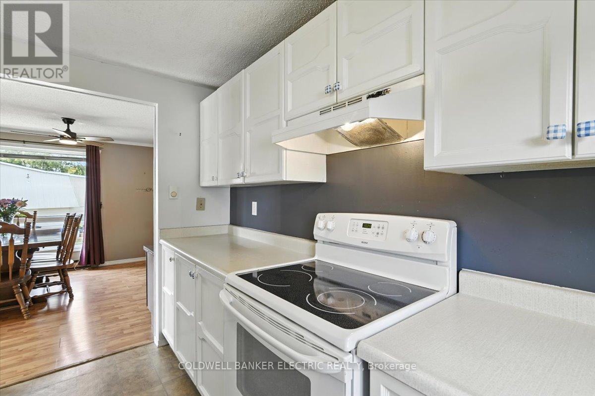CLARINGTON (NEWCASTLE), Ontario, L1B 1A8, CA, 2 Bedrooms Bedrooms, ,1 BathroomBathrooms,Residential,For Sale,1891909
