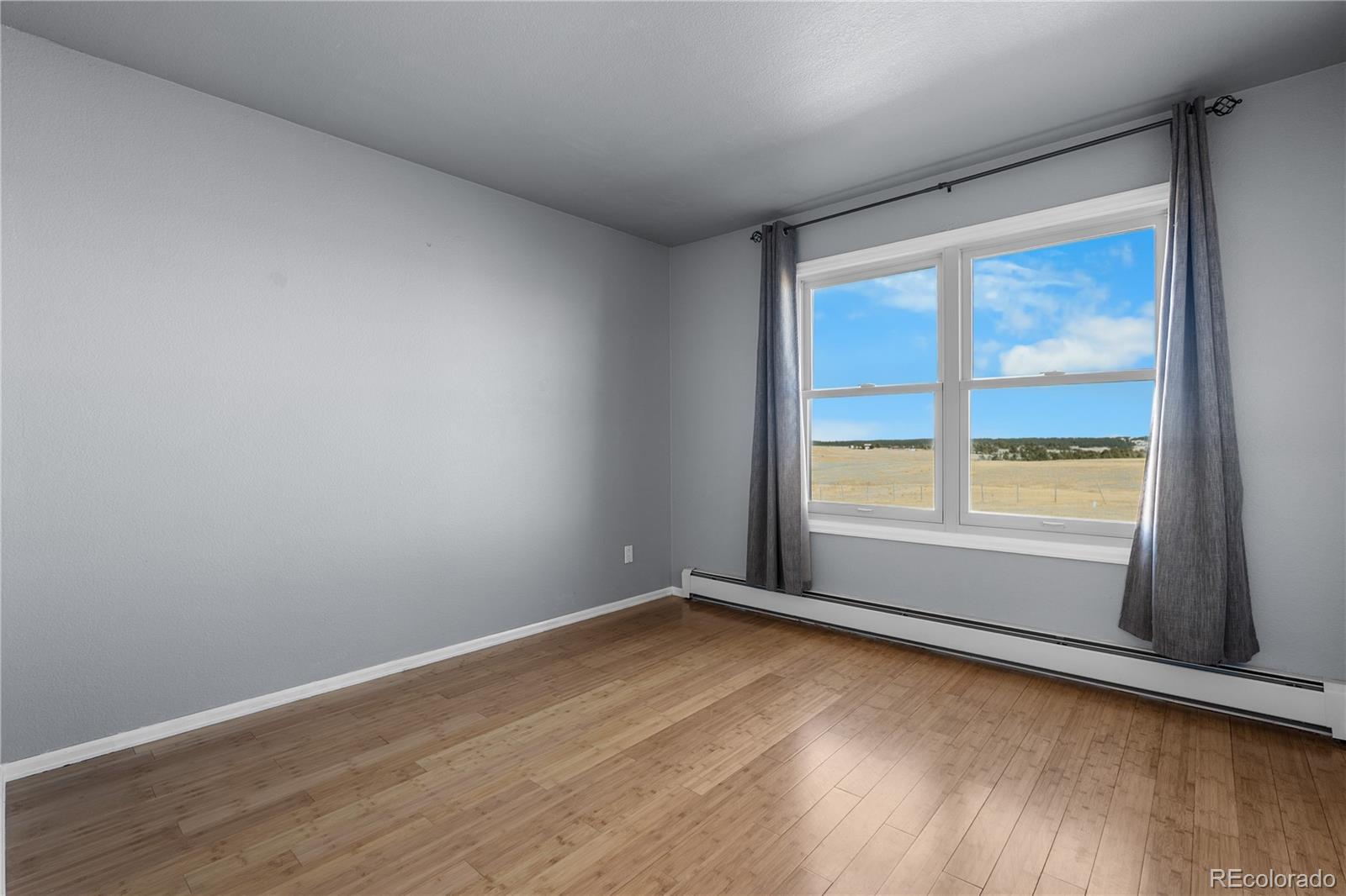 Elizabeth, Colorado, 80107, United States, 4 Bedrooms Bedrooms, ,3 BathroomsBathrooms,Residential,For Sale,2048884